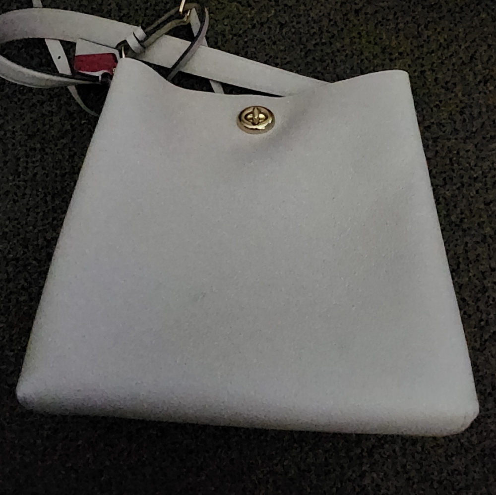 Coach Pebble Grain Leather Charlie White Bucket  Purse Handbag Crossbody